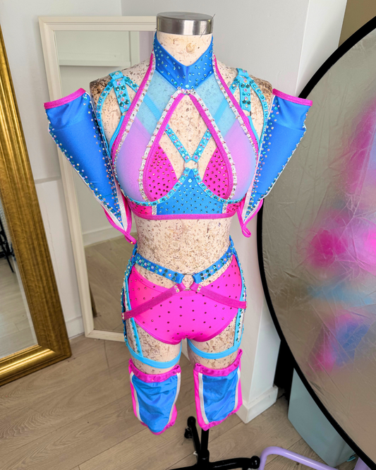 Molly (Multi-Colour)